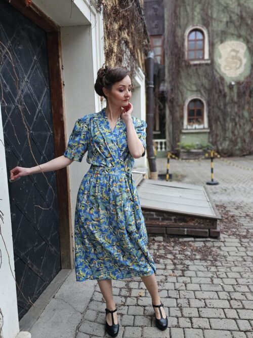 sukienka-madame-edith-letni-sad-przod