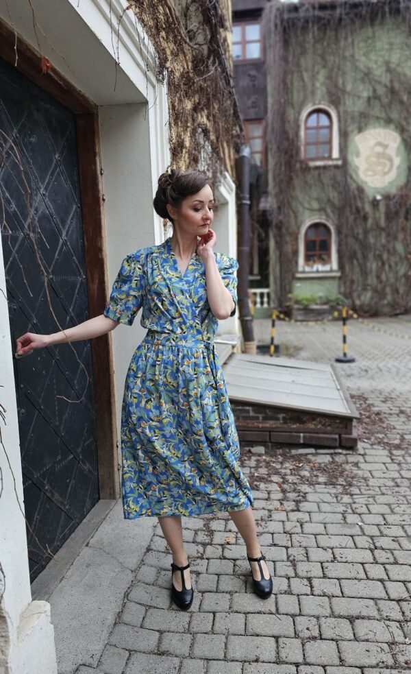 sukienka-madame-edith-letni-sad-przod